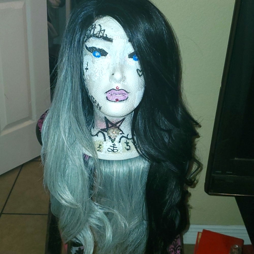 Bobbi boss lace front wig OPHELIA